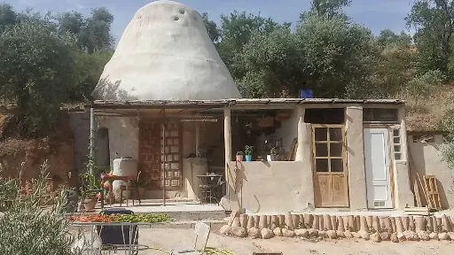 Round earth house front