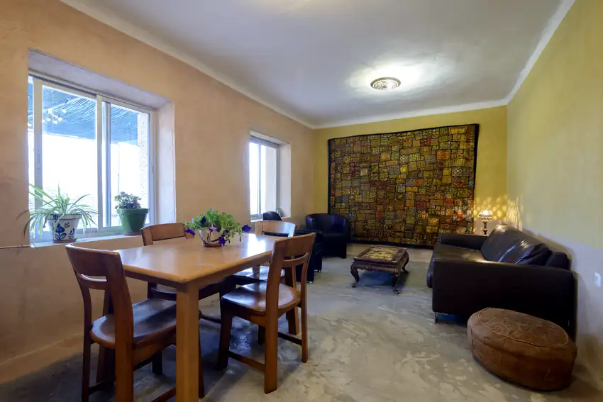 Shared lounge dining table
